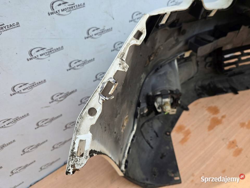 PEUGEOT 2008 I 13r zderzak przód