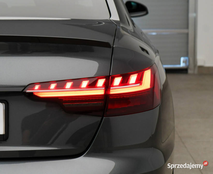 Audi A4 Limousine 35TFSI 150 Stronic Sline ACC Kielce