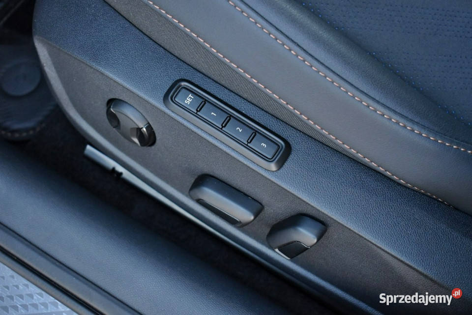 Cupra Leon Bezwypadkowy Salon Polska Serwis ASO Kombi Łódź