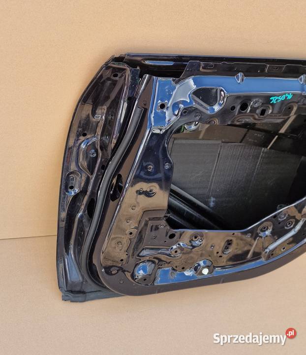 BMW 6 GT G32 2017 DRZWI PRAWE TYŁ TYLNE 7392250 osobowe Bieleń