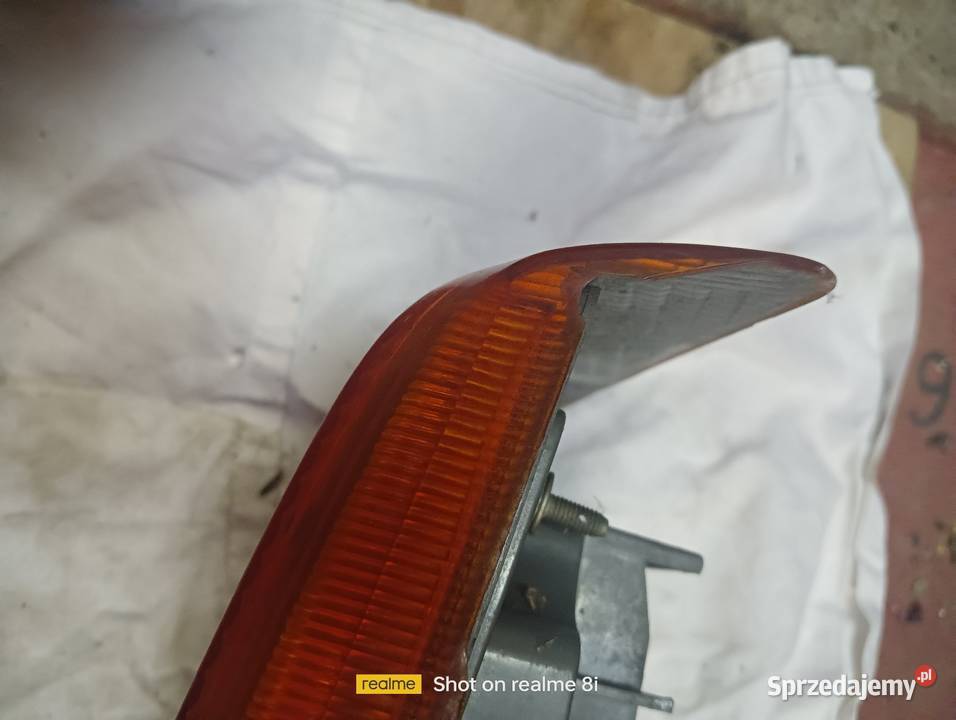 Forda Escorta MK3 lampa lewy tył osobowe Godziszka