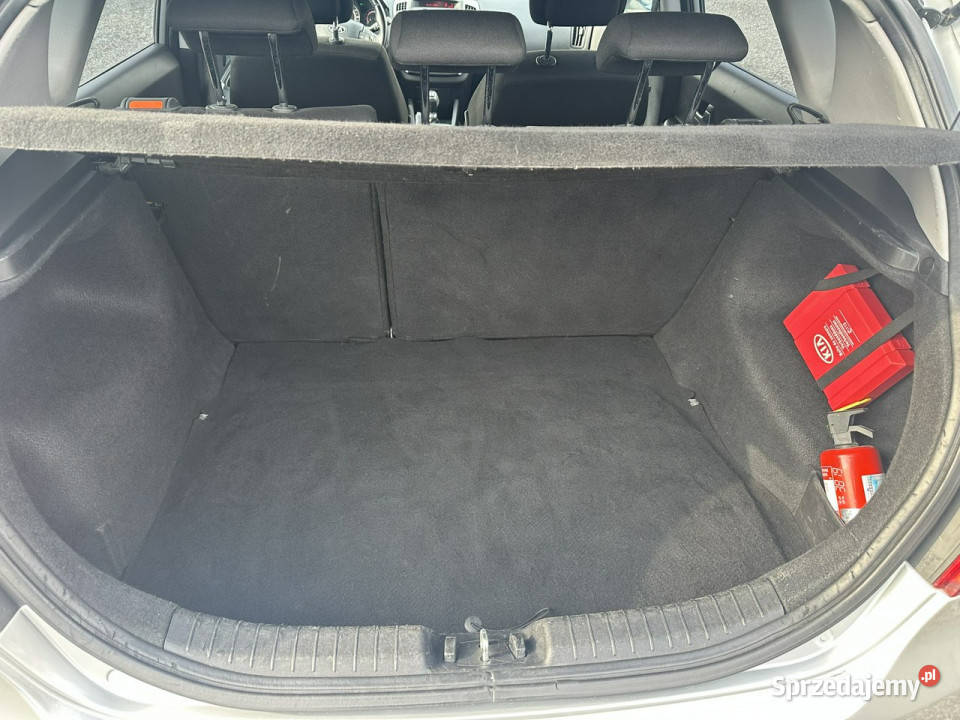 Kia Ceed I 20062012 1582cm3 Lipsko