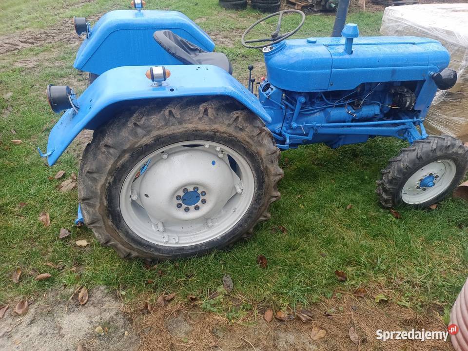 Traktor Ford 35 koni 3p