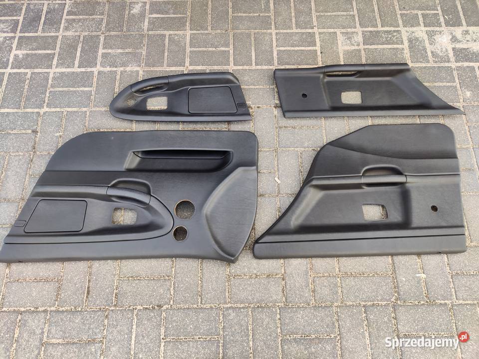 Boczek drzwi BMW E36 prawy przód tył czarne na Łódź