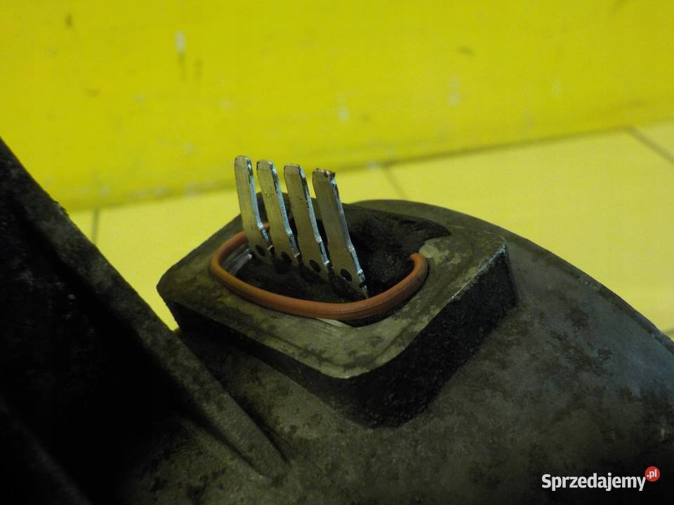 BMW E90 E87 E60 20 B 10r 170 N43 pompa wody Suków