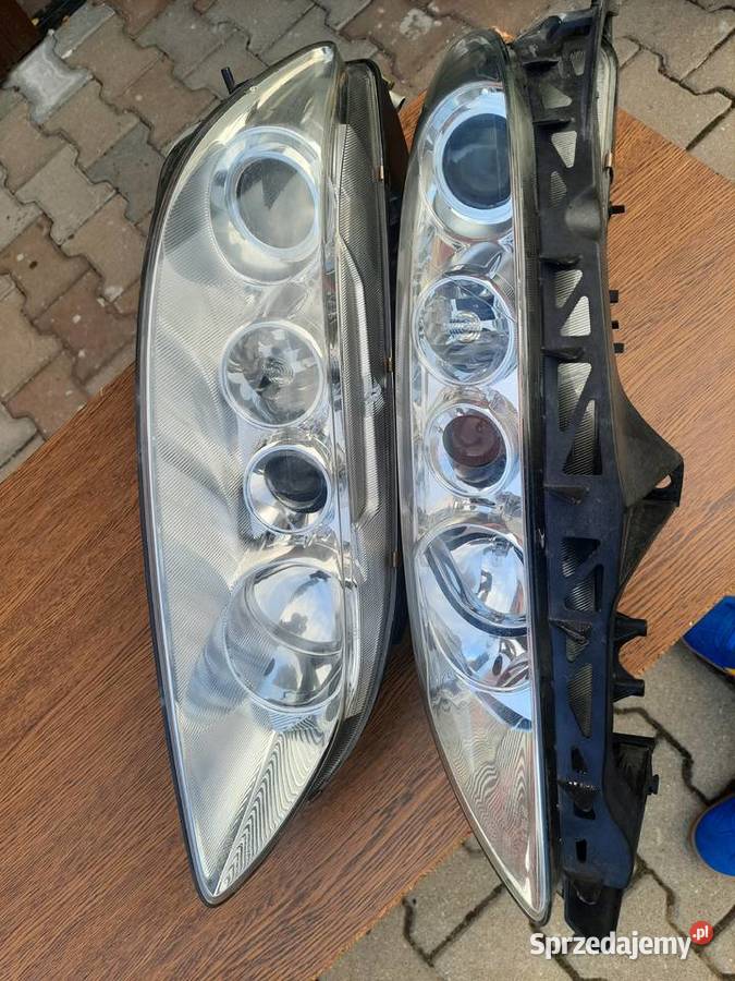Mazda 6 Reflektory przednie komplet