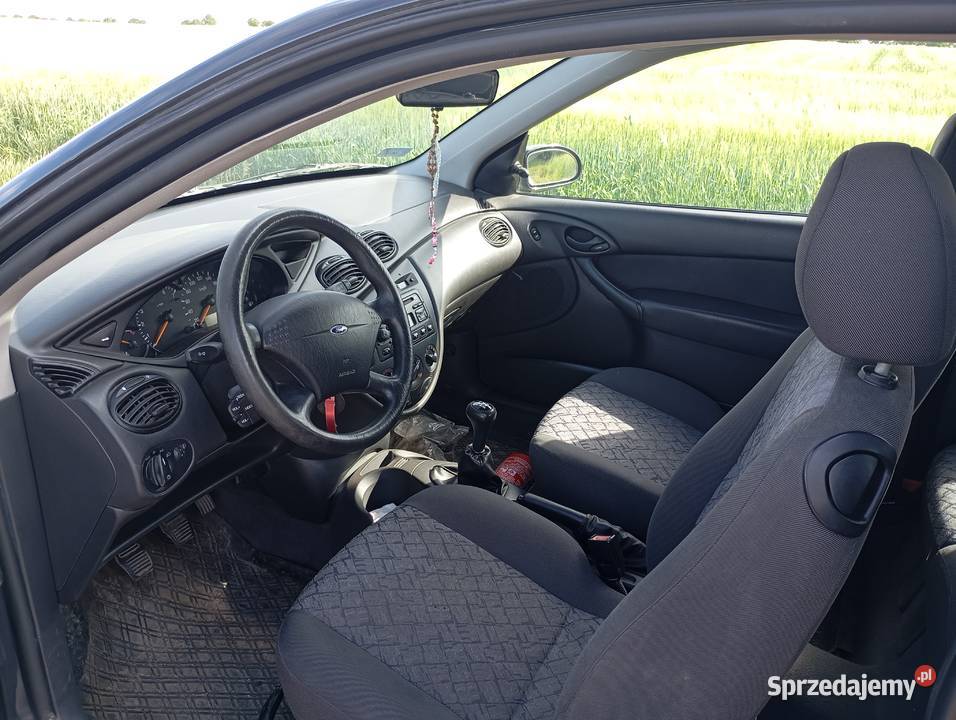 Ford Focus 14 16V 2001 Granatowy Wronowy