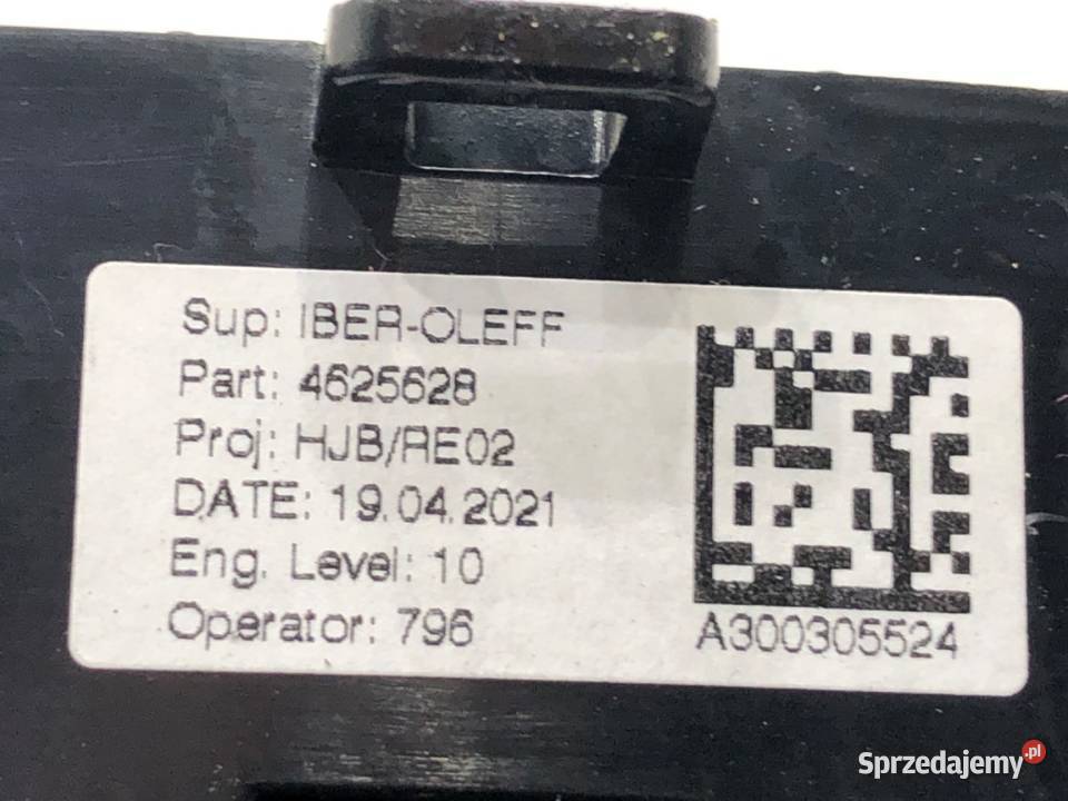 KRATKA NAWIEWU TYŁ RENAULT CAPTUR II 4625628 osobowe