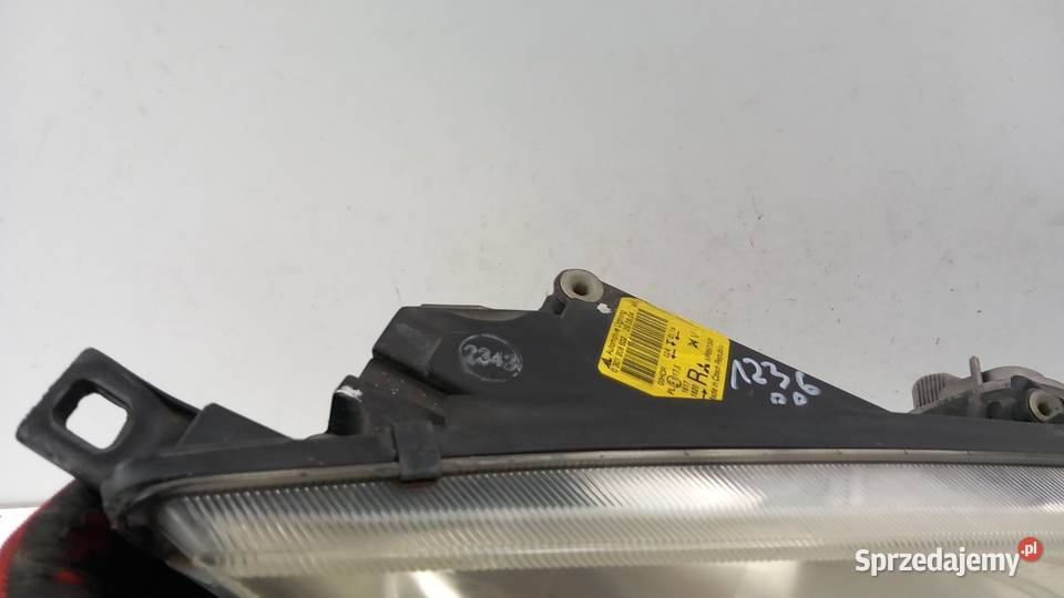 MITSUBISHI COLT VI LAMPA PRZÓD PRAWA