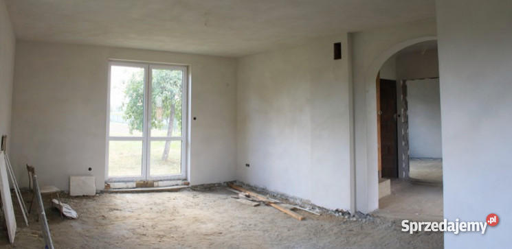 dom z ceramiki Sokolniki pow Tarnobrzeg