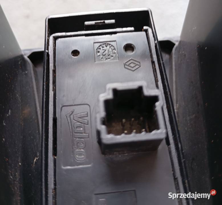 Megane 3 kratka nawiewu z przyciskiem świateł Warszawa sprzedam