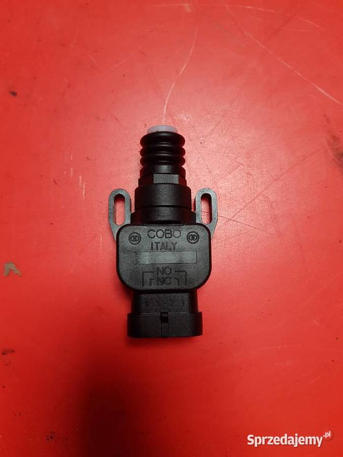 Przełącznik CNH Case Holland 47137022
