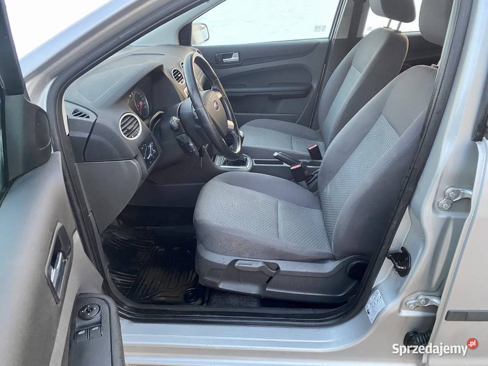 Ford Focus 16 benzyna BEZWYPADKOWY Przebieg MP3 Wieliszew