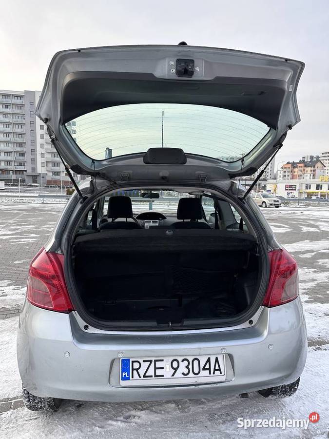 Toyota Yaris 22006Benzyna13 podkarpackie