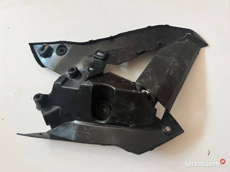 Osłona obudowa owiewka lewa Suzuki GSXS 750 Elementy nadwozia