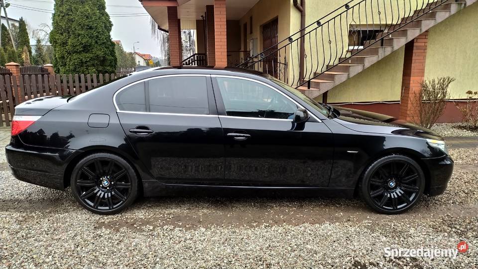 BMW E60 Sedan Czarny Lift BiXenon Logic7 Alu nieuszkodzony Toruń sprzedam