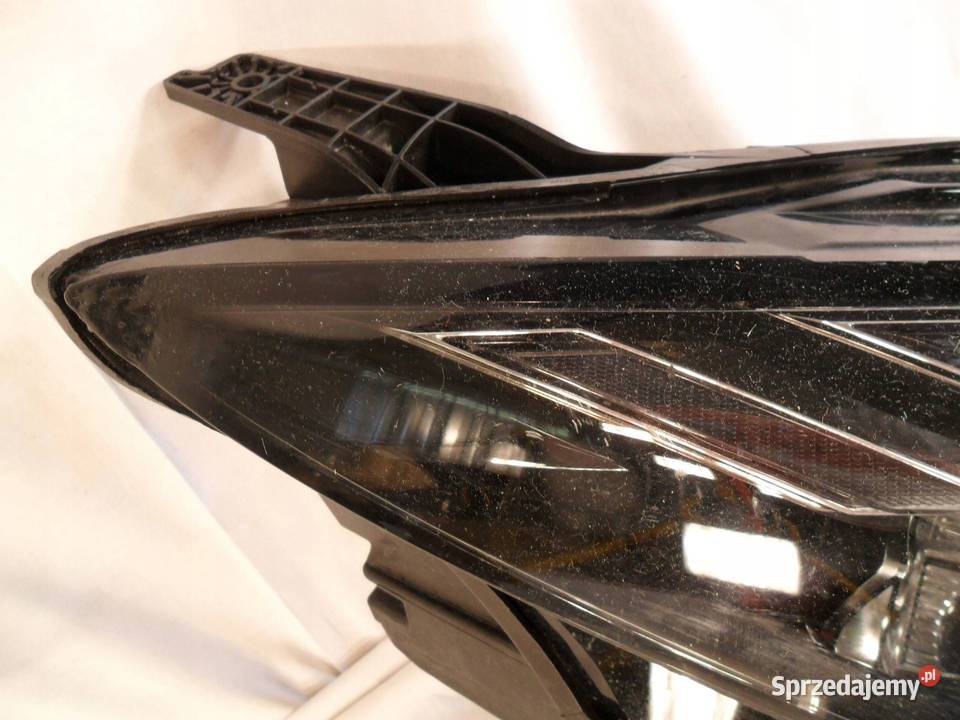 REFLEKTOR PRZÓD STRONA PRAWA MG MG4 EV