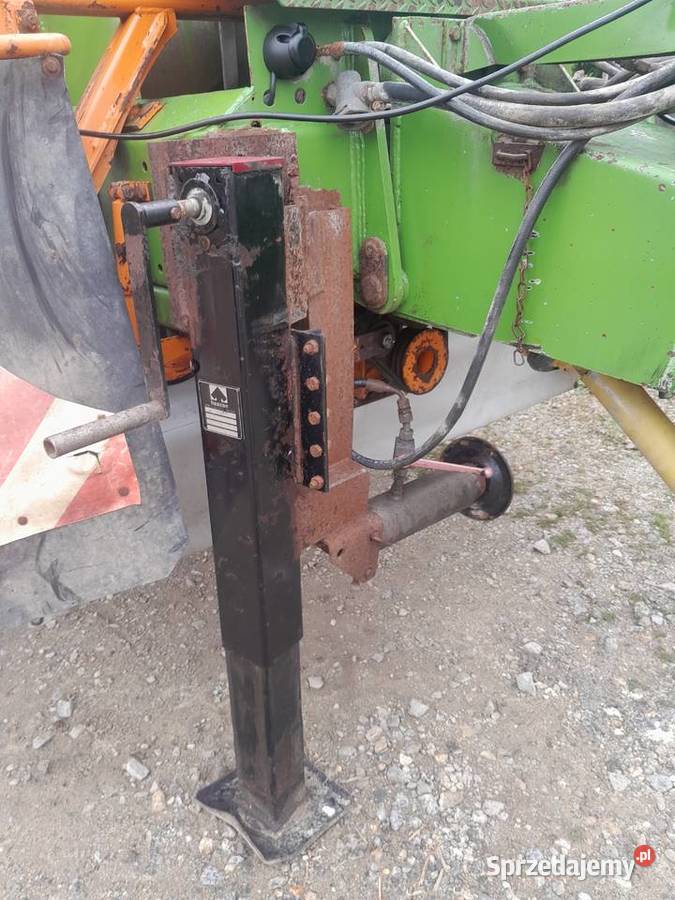 Rozsiewacz wapna Amazone ZGB 16001T wielkopolskie Sadogóra