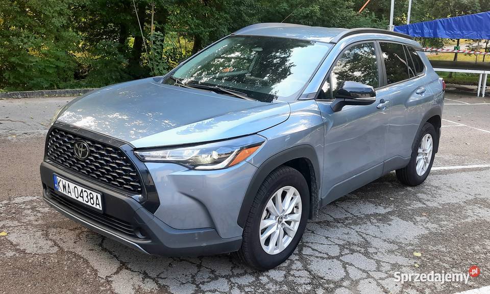 Toyota Corolla CROSS 20171 5tkm Automat Kamera