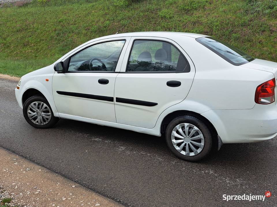 Sprzedam Szevrolet Aveo 14 8v benzyna 2004r 110 90KM Żyrardów