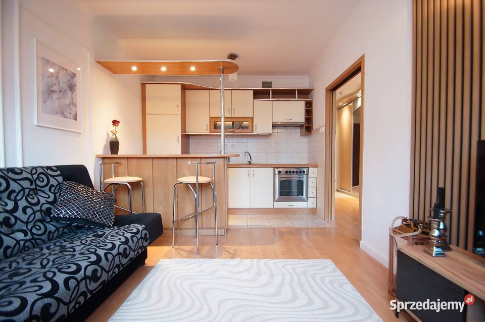 Mieszkanie 2 pok nowy blok winda 500m SKM Gdynia sprzedam