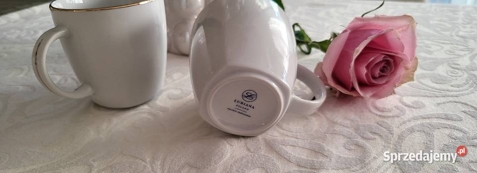 Delikatne ręcznie malowane porcelanowe filiżanki Bielsko-Biała