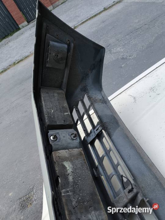 Mercedes W124 zderzak przedni szeroka listwa z Zderzaki świętokrzyskie Skarżysko-Kamienna