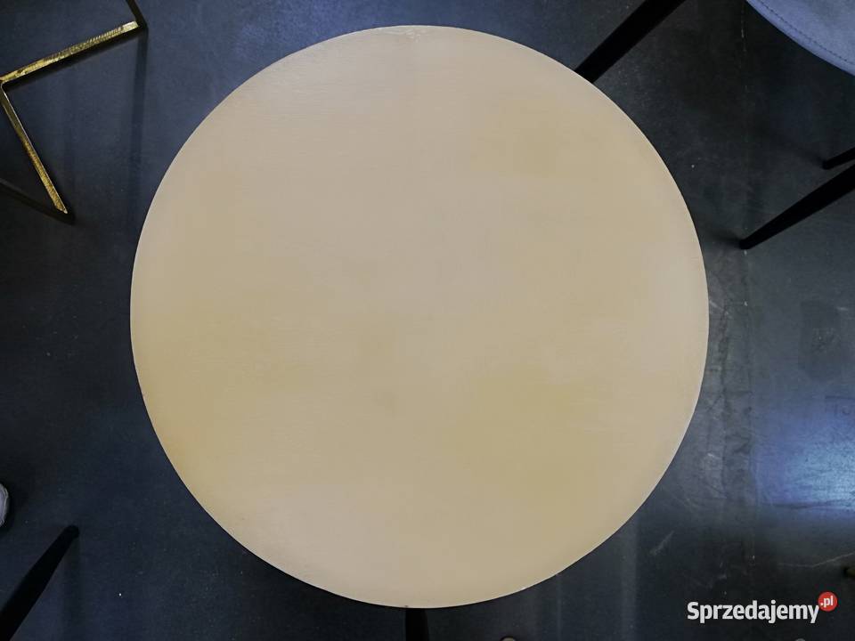 Stolik pomocniczy z drewna mangowego Benno Tarnów