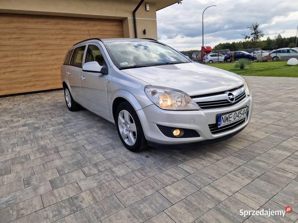 Opel Astra 2010R 16 GAZ GAZ GAZ RATY ZAMIANA