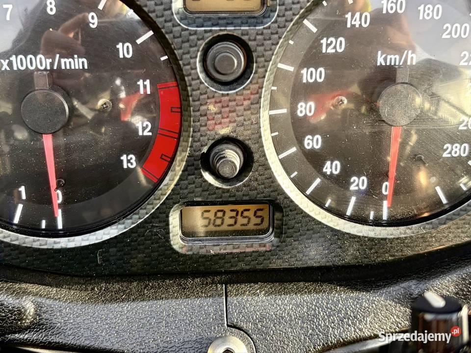 Suzuki GSX 1300R Hayabusa super stan oferuje Suzuki łódzkie Nowe Ostrowy