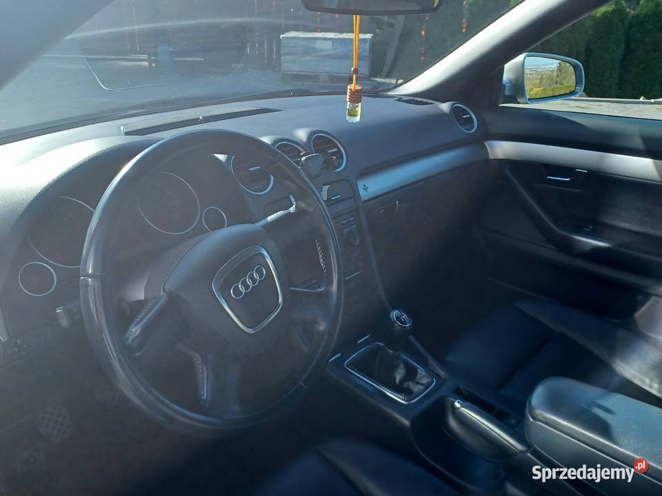 Audi A4 B7 Cabrio Bezwypadkowy stan ABS A4 Wieliczka sprzedam