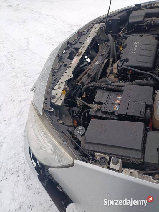 Opel Astra J 14 benzyna sprzedam
