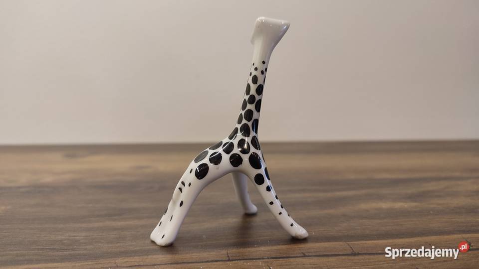 Porcelanowa figura Żyrafa Ćmielów projekt Hanny Porcelana i szkło kujawsko-pomorskie Bydgoszcz