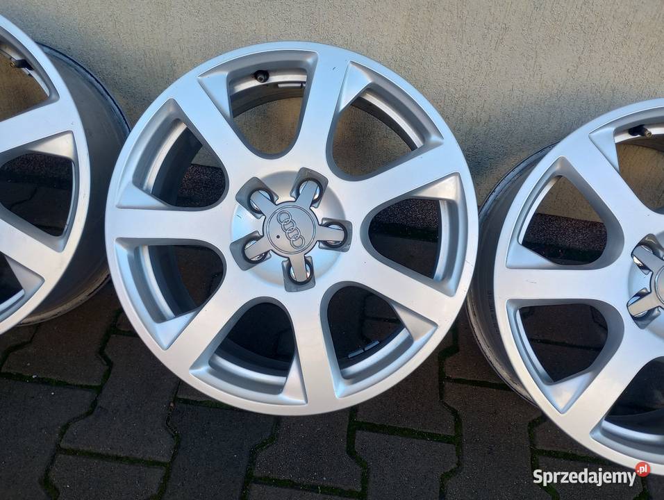 Nowe Alufelgi 17 AUDI A3 A4 A5 A6 A7 A8 Q2 Q3 Włocławek