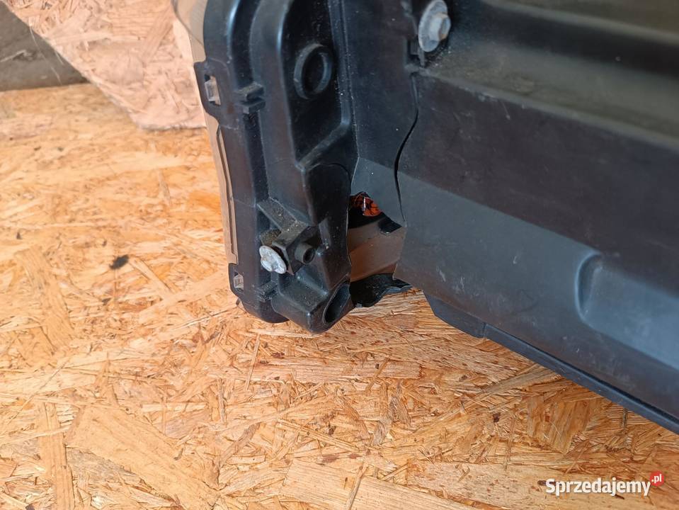 LAMPA PRAWY PRZÓD EU AH2213W029MD LAND ROVER Nowy Tomyśl