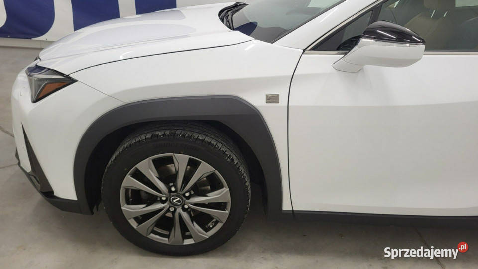 Lexus UX 200 GPF F Sport Design 2WD światła LED Grójec