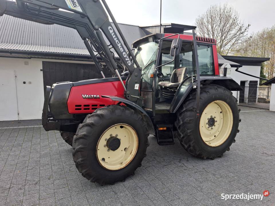 Valtra 6800 Quicke