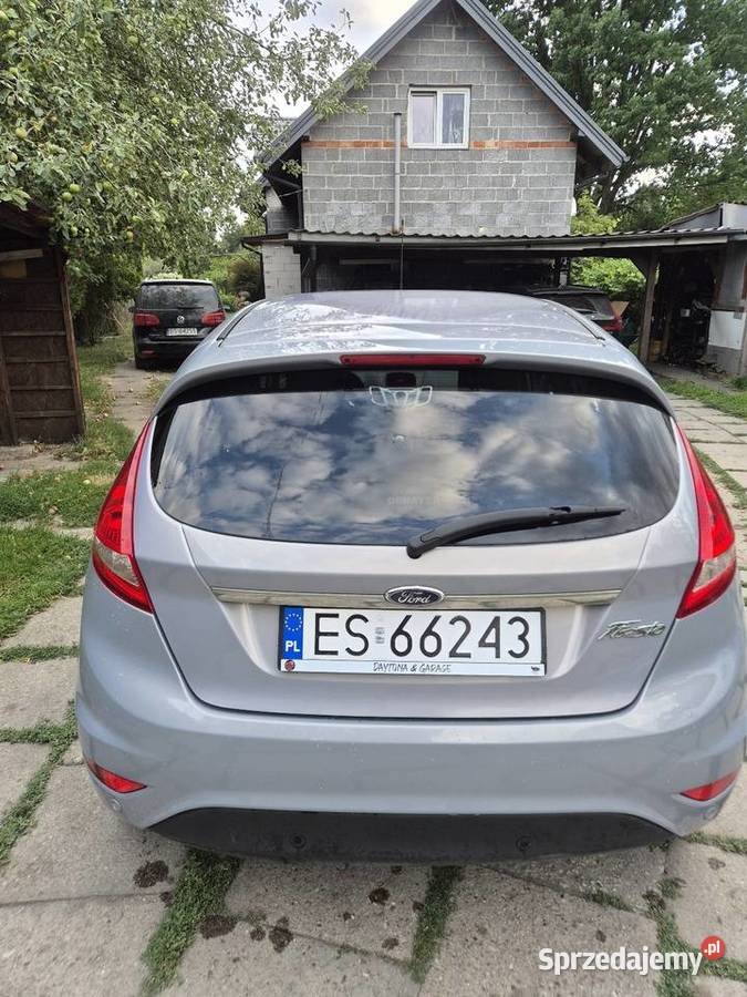 Ford Fiesta Titanium 125 benzyna Nowy rozrząd