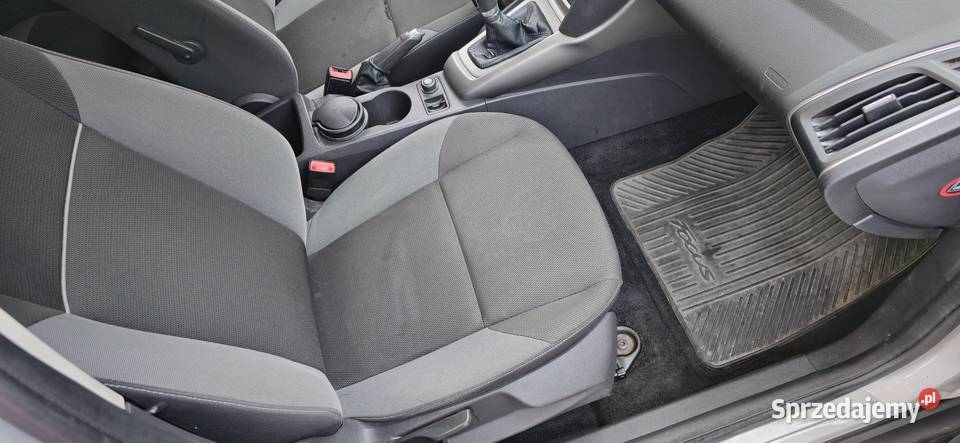 Fokus 20112012 1600 zwykła benzyna Super stan dolnośląskie Wałbrzych sprzedam