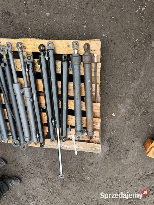 Siłowniki dwustronnego działania Antonie sprzedam