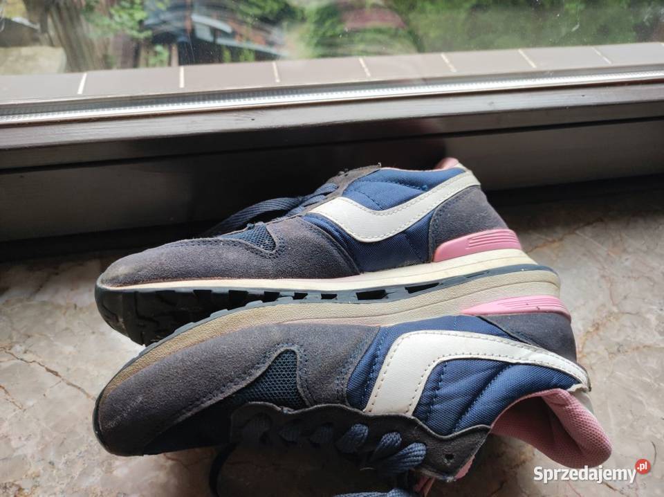 Damskie Buty Sportowe Expander Róż Granat 23.7cm Obuwie sportowe Kielce sprzedam