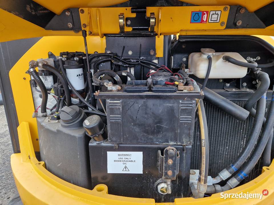 Minikoparka JCB 48 z1 2017r hydrauliczne Rok produkcji 2017 lubelskie Ryżki sprzedam