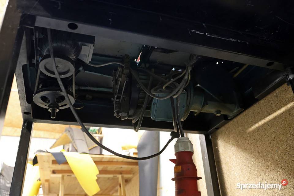 Gilotyna do papieru Grafmasz G67 krajarka Tuchom