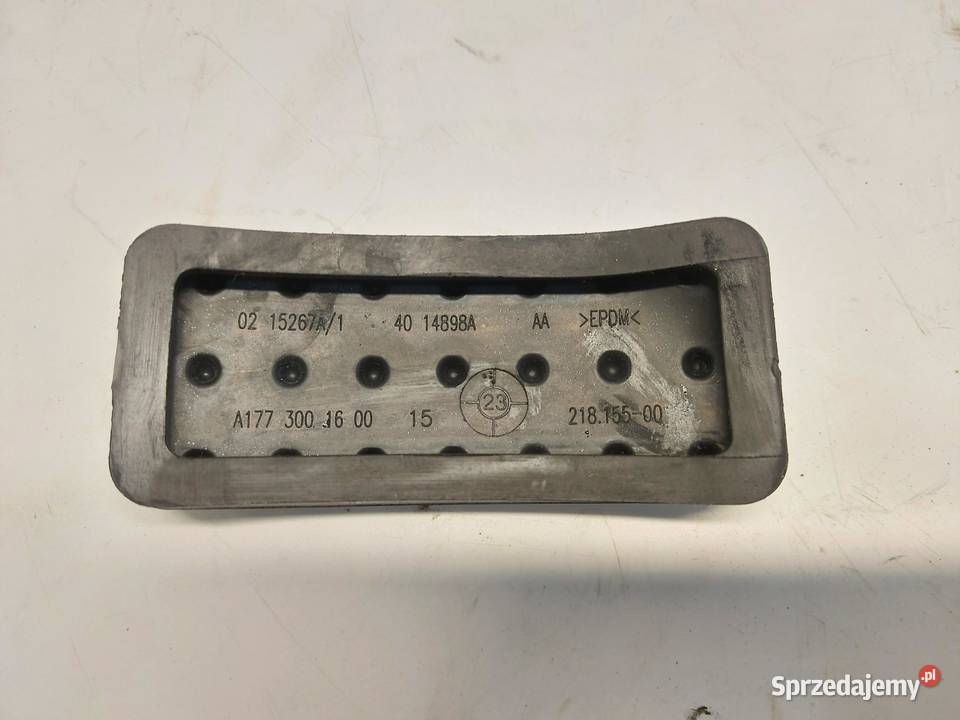 NAKŁADKA NA PEDAŁ GAZU A1773001600