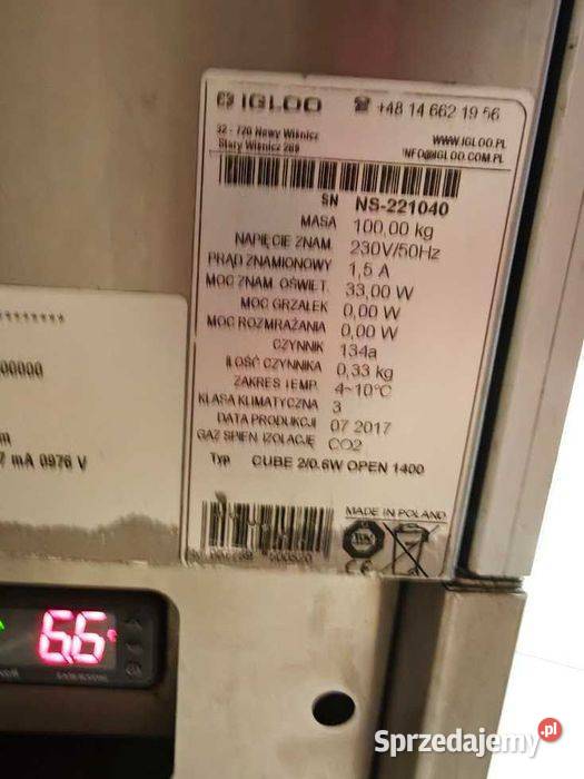 Witryna cukiernicza otwarta CUBE 2 06W OPEN Góra