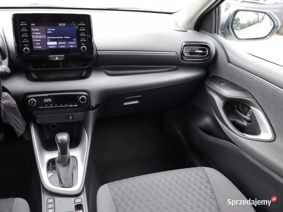 Toyota Yaris 15 VVTi Hybrid czujnik deszczu Motoryzacja śląskie Katowice