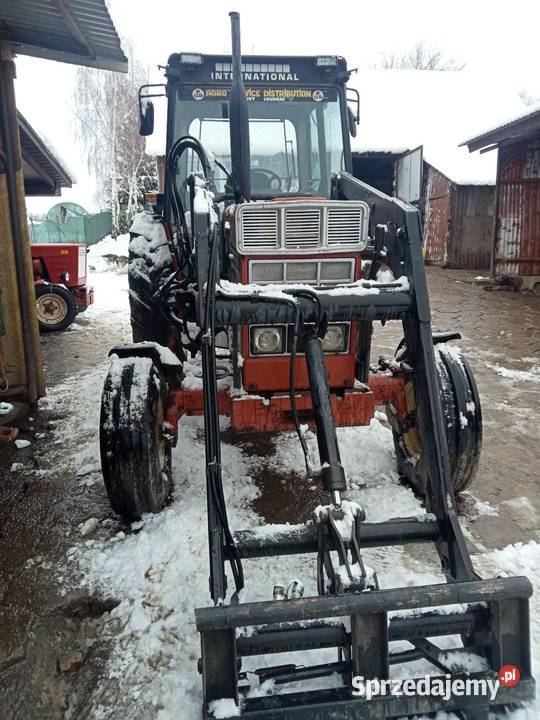 Sprzedam ciągnik international 955 Iłowiec