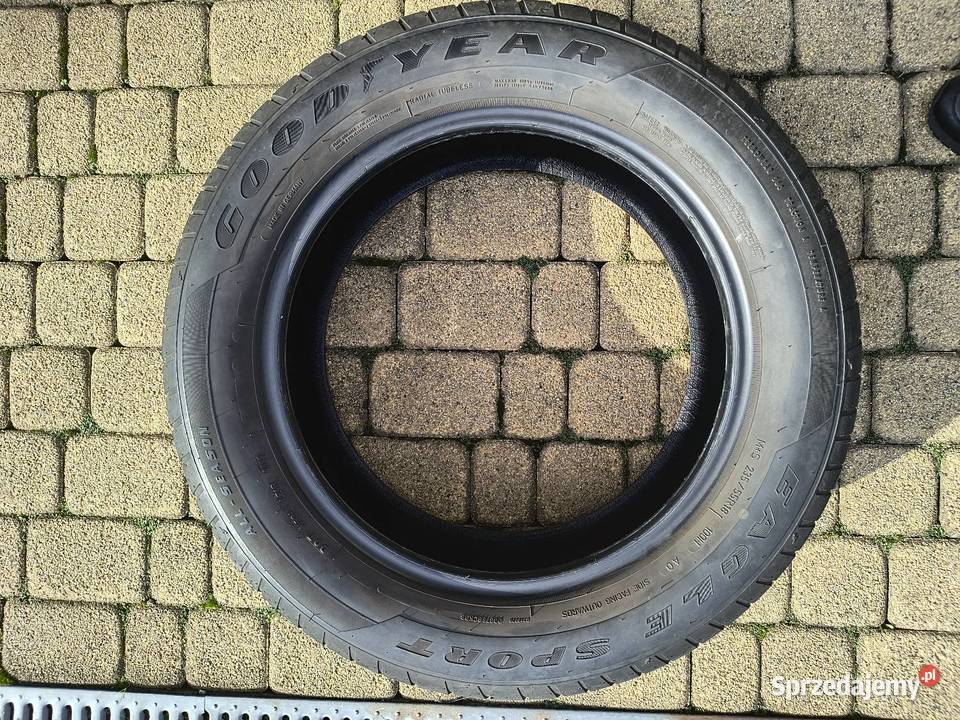 Opona Goodyear Eagle Sport AllSeason 2355518 18cale sprzedam