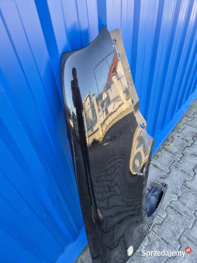 BŁOTNIK PRZÓD PRAWY VW GOLF IV 4 LC9Z CZARNY osobowe Działoszyce