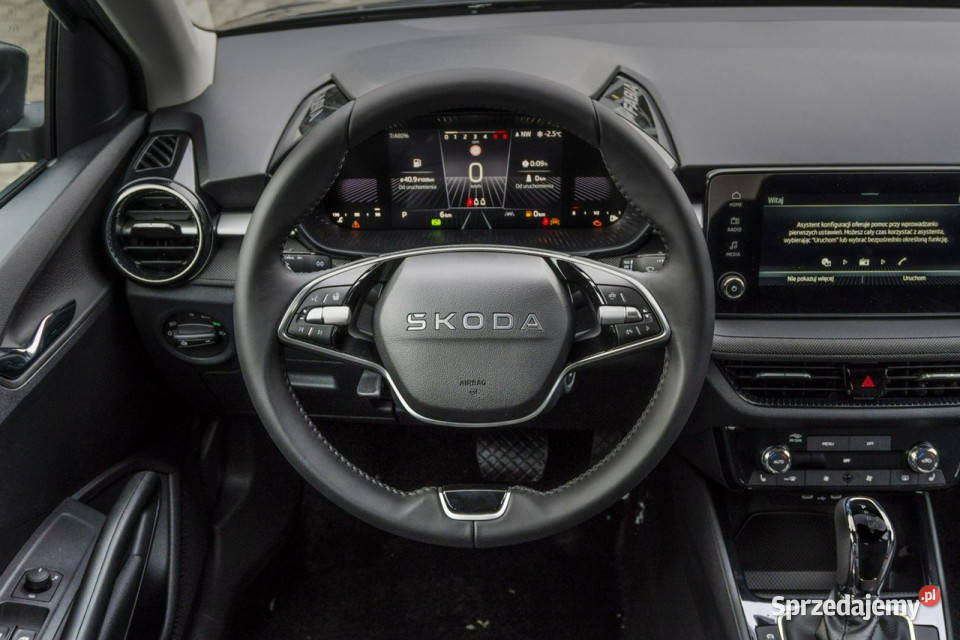 koda Fabia Drive 10 TSI 95 Dostępny ręki IV 2021 nieuszkodzony Łódź